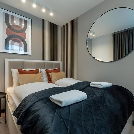Wroclavia Apartments Dyrekcyjna By Noclegi Renters Wrocław Zewnętrze zdjęcie