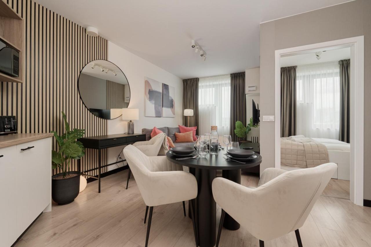 Wroclavia Apartments Dyrekcyjna By Noclegi Renters Wrocław Zewnętrze zdjęcie