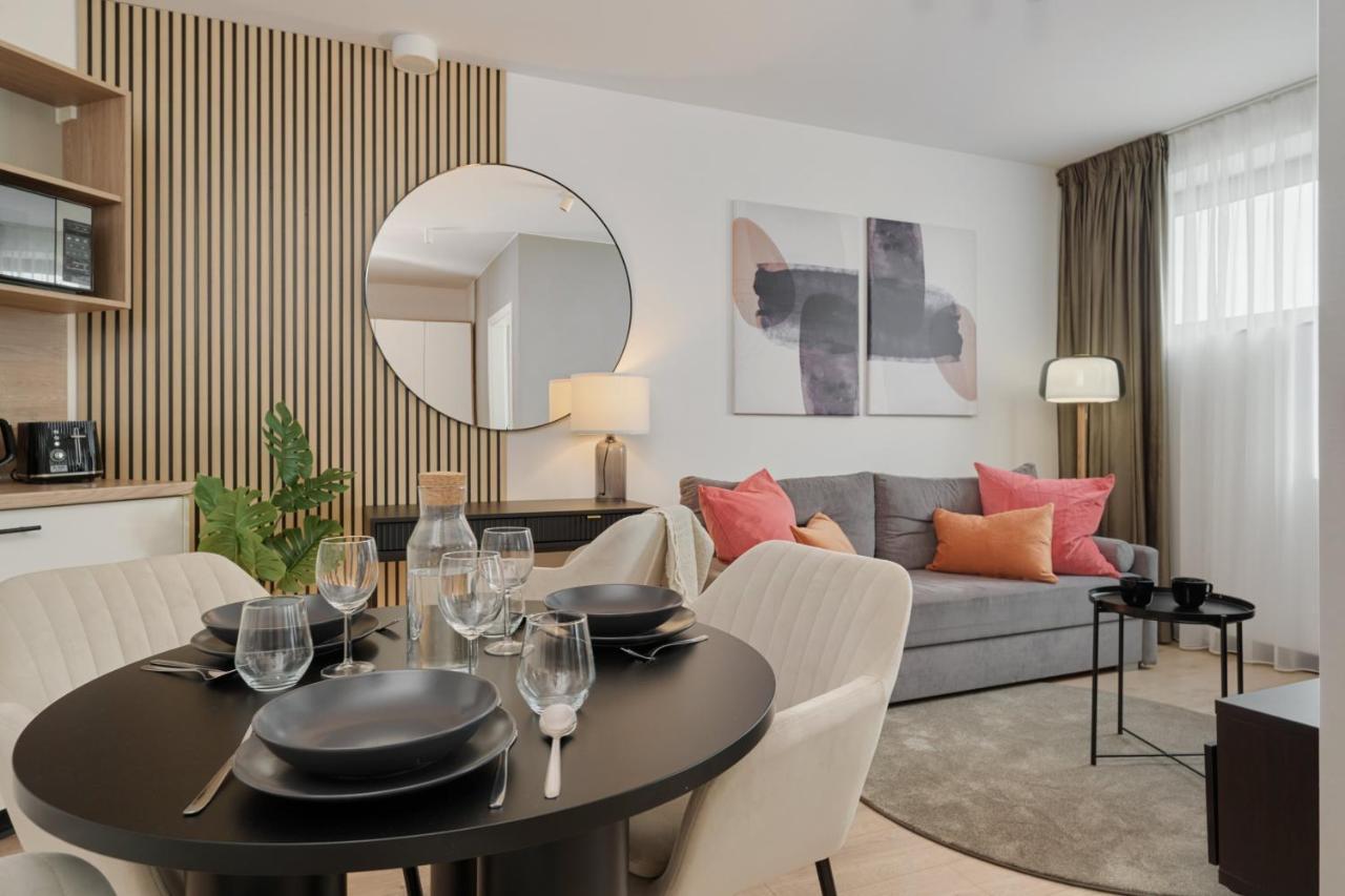 Wroclavia Apartments Dyrekcyjna By Noclegi Renters Wrocław Zewnętrze zdjęcie