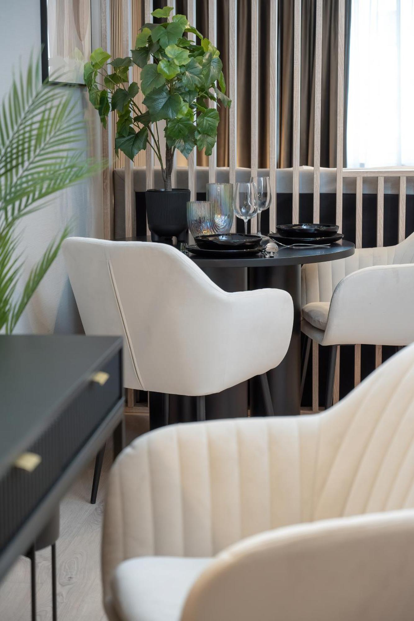 Wroclavia Apartments Dyrekcyjna By Noclegi Renters Wrocław Zewnętrze zdjęcie